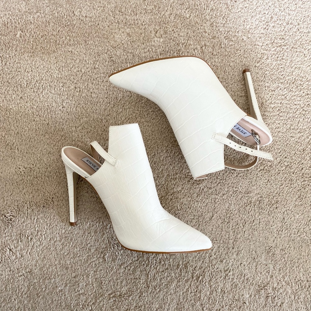 Steve Madden white alligator skin heels